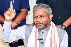 आयुष्मान योजना में छोटे अस्पतालों को बाहर करने के झारखंड सरकार के फैसले से पूर्व सीएम बाबूलाल नाराज आयुष्मान योजना में छोटे अस्पतालों को बाहर करने के झारखंड सरकार के फैसले से पूर्व सीएम बाबूलाल नाराज