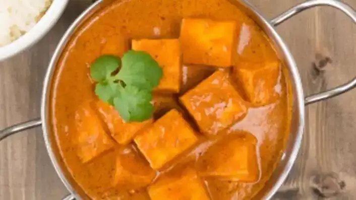 Recipe : बिना प्याज़ और लहसुन के बनाएं स्वादिष्ट पनीर की सब्जी