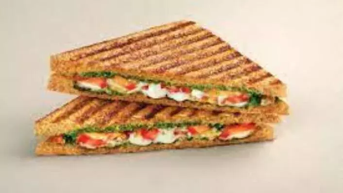 Peri-Peri Sandwich:बच्चों को बेहद पसंद आएगा पेरी-पेरी सैंडविच