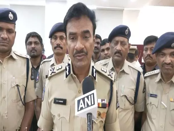 Hyderabad: पुलिस ने घरों में चोरी करने वाले गिरोह को गिरफ्तार किया, 5 करोड़ रुपये की संपत्ति बरामद