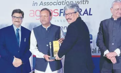 MSEFC की रिकवरी के प्रयासों में सहयोग के लिए डॉ. अरुण मन्हास को MSEFC पुरस्कार से सम्मानित किया MSEFC की रिकवरी के प्रयासों में सहयोग के लिए डॉ. अरुण मन्हास को MSEFC पुरस्कार से सम्मानित किया