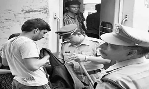 Kerala: तिरुवनंतपुरम रेलवे स्टेशन और कोच्चि हवाई अड्डे पर बम की झूठी धमकी