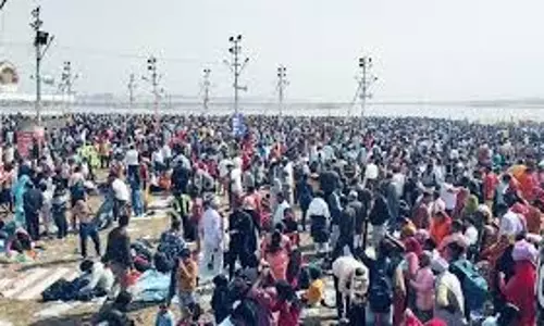 Bihar: माघी पूर्णिमा पर गोनूधाम में उमड़ी श्रद्धालुओं की भीड़