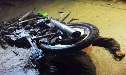 रायगढ़ में 2 मौतें, गांव में ट्रेलर का कहर