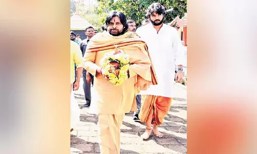 Andhra: आंध्र प्रदेश के उपमुख्यमंत्री पवन कल्याण ने अगस्त्य मंदिर का दौरा किया Andhra: आंध्र प्रदेश के उपमुख्यमंत्री पवन कल्याण ने अगस्त्य मंदिर का दौरा किया
