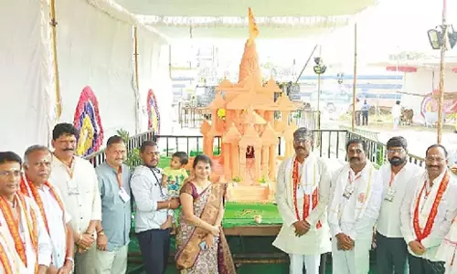 Telangana: स्थानीय उत्पादों को बढ़ावा देने के लिए स्वदेशी मेला आयोजित
