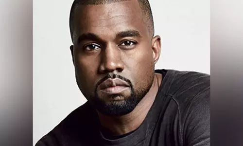 Kanye West पर यीज़ी के एक पूर्व कर्मचारी ने कथित तौर पर लैंगिक भेदभाव वाली टिप्पणी के लिए मुकदमा दायर किया