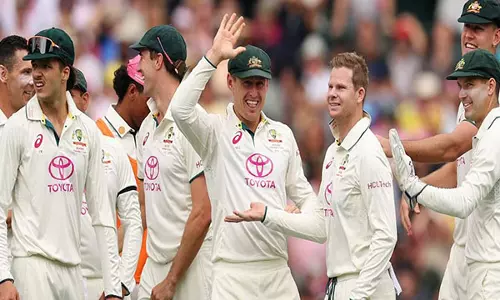 बॉर्डर-गावस्कर ट्रॉफी के लिए भारतीय प्रशंसक Australia पहुंचे