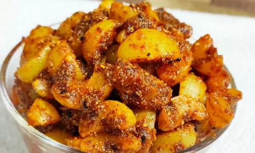 Amla pickle हेल्दी व टेस्टी डिश को बनाना बेहद आसान