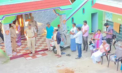 Bargur: किसान पर हमला, 22 पाउंड यानी 50,000 रुपये लूटे