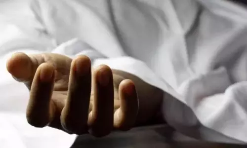 Malkajgiri में धुएं के कारण बुजुर्ग महिला की मौत Malkajgiri में धुएं के कारण बुजुर्ग महिला की मौत