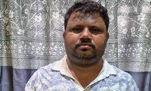 ओडिशा विजिलेंस ने कोरापुट में ADEO के 7 ठिकानों पर DA तलाशी शुरू की ओडिशा विजिलेंस ने कोरापुट में ADEO के 7 ठिकानों पर DA तलाशी शुरू की