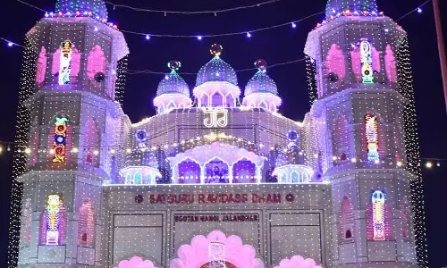 आदर्श समाज बनाने के लिए गुरु रविदास की शिक्षाओं का पालन करें: Bhagat