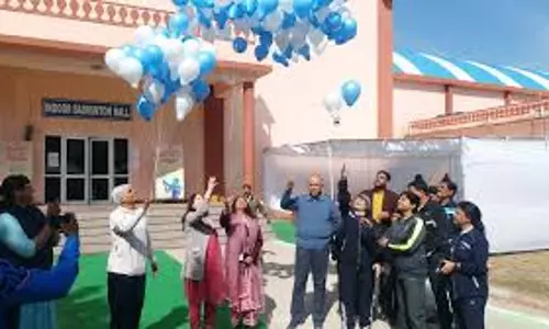 Jaipur: सी. एस. चैलेंजर कप- राजस्थान लेखा सेवा महिला टीम ने जीती बैडमिंटन ट्रॉफी Jaipur: सी. एस. चैलेंजर कप- राजस्थान लेखा सेवा महिला टीम ने जीती बैडमिंटन ट्रॉफी