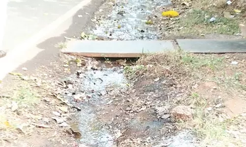 Ponda में खुले नालों में बहता गंदा पानी बदबू पैदा कर रहा