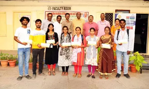 IIMC कॉलेज में डिग्री और पीजी छात्रों के लिए बजट ज्ञान परीक्षण आयोजित किया गया