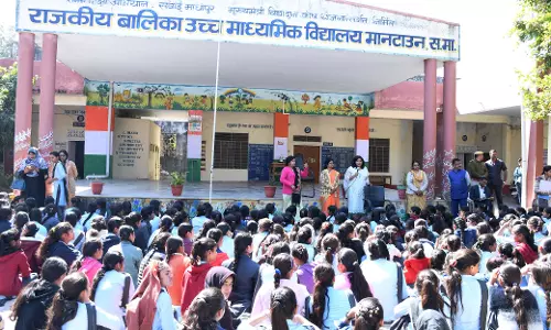 Madhupur: कलेक्टर ने किया राजकीय बालिका उच्च माध्यमिक विद्यालय मानटाउन का औचक निरीक्षण