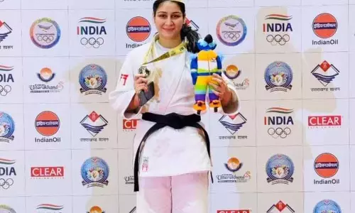 Judoka Isrop ने राष्ट्रीय खेलों में स्वर्ण पदक जीता Judoka Isrop ने राष्ट्रीय खेलों में स्वर्ण पदक जीता