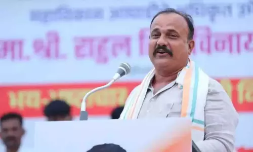 BIG BREAKING: महाराष्ट्र कांग्रेस कमेटी के नए प्रदेश अध्यक्ष बने हर्षवर्धन सपकाल BIG BREAKING: महाराष्ट्र कांग्रेस कमेटी के नए प्रदेश अध्यक्ष बने हर्षवर्धन सपकाल