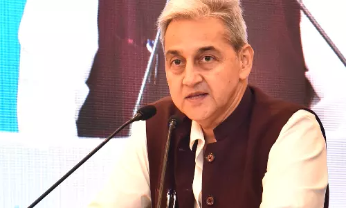 Jaipur: मुख्य सचिव ने निवेशक इंटरफेस के शुभारंभ के लिए उद्योग विभाग को बधाई दी Jaipur: मुख्य सचिव ने निवेशक इंटरफेस के शुभारंभ के लिए उद्योग विभाग को बधाई दी