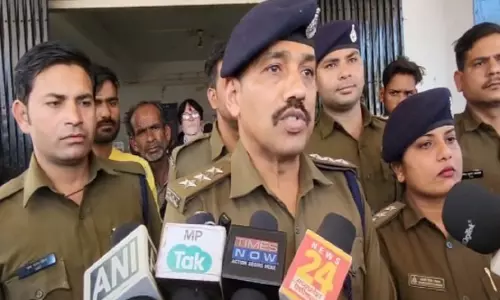 Shivpuri: बेवफाई के शक में पत्नी पर धारदार हथियार से हमला करने के आरोप में व्यक्ति गिरफ्तार