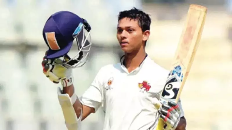 यशस्वी जायसवाल सेमीफाइनल के लिए मुंबई रणजी टीम में शामिल यशस्वी जायसवाल सेमीफाइनल के लिए मुंबई रणजी टीम में शामिल