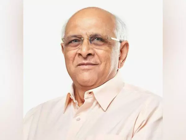गुजरात ने ऋण-से-जीएसडीपी अनुपात में 4.5% की कमी की: CM Bhupendra Patel गुजरात ने ऋण-से-जीएसडीपी अनुपात में 4.5% की कमी की: CM Bhupendra Patel