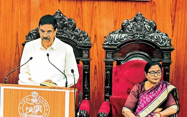 ओडिशा विकास की राह पर अग्रसर है : Governor Kambhampati Haribabu ओडिशा विकास की राह पर अग्रसर है : Governor Kambhampati Haribabu