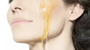Homemade Honey Face Pack: चमकती त्वचा पाने के लिए शहद से बने फेस पैक आजमाएं Homemade Honey Face Pack: चमकती त्वचा पाने के लिए शहद से बने फेस पैक आजमाएं