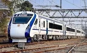 आईसीएफ ने चेन्नई के लिए पहली एसी उपनगरीय ट्रेन का अनावरण किया आईसीएफ ने चेन्नई के लिए पहली एसी उपनगरीय ट्रेन का अनावरण किया
