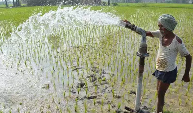 फ्लोराइड संकट के बीच भूजल पर बढ़ती निर्भरता से Nalgonda खतरे में फ्लोराइड संकट के बीच भूजल पर बढ़ती निर्भरता से Nalgonda खतरे में
