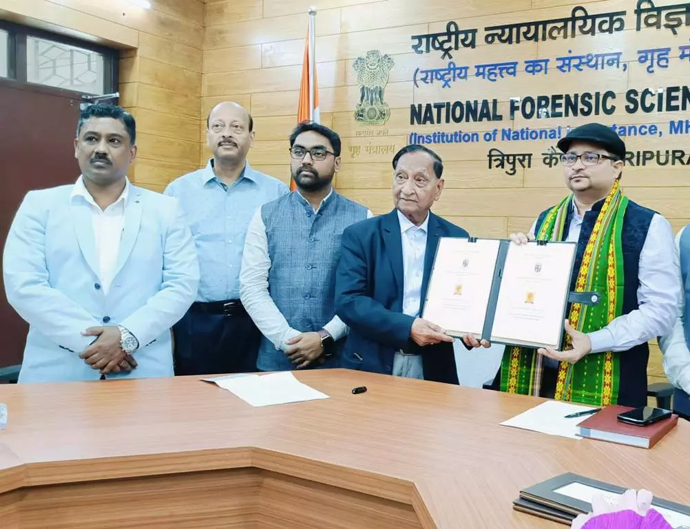 NFSU त्रिपुरा कैंपस और एनएलयू अगरतला के बीच ऐतिहासिक समझौता ज्ञापन पर हस्ताक्षर किए NFSU त्रिपुरा कैंपस और एनएलयू अगरतला के बीच ऐतिहासिक समझौता ज्ञापन पर हस्ताक्षर किए