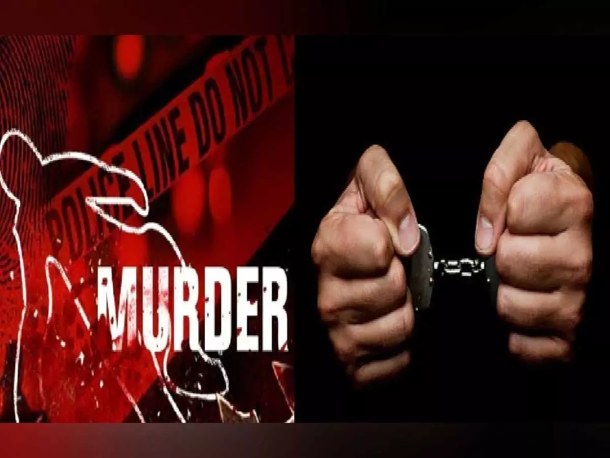 खोपड़ी में फ्रैक्चर, इंटरनल ब्लीडिंग...कब्र से निकाली गई महिला की लाश, बेटी ने पिता को पकड़वाया खोपड़ी में फ्रैक्चर, इंटरनल ब्लीडिंग...कब्र से निकाली गई महिला की लाश, बेटी ने पिता को पकड़वाया