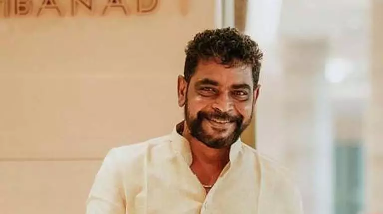 Kerala: मलयालम फिल्म उद्योग विभाजन की ओर अग्रसर? एंटनी पेरुंबवूर ने की आलोचना Kerala: मलयालम फिल्म उद्योग विभाजन की ओर अग्रसर? एंटनी पेरुंबवूर ने की आलोचना