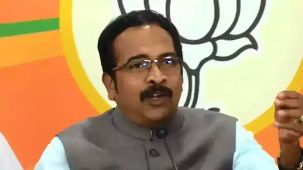 PM मोदी की अमेरिका यात्रा कूटनीतिक सफलता का प्रतीक है - कृष्ण सागर राव PM मोदी की अमेरिका यात्रा कूटनीतिक सफलता का प्रतीक है - कृष्ण सागर राव