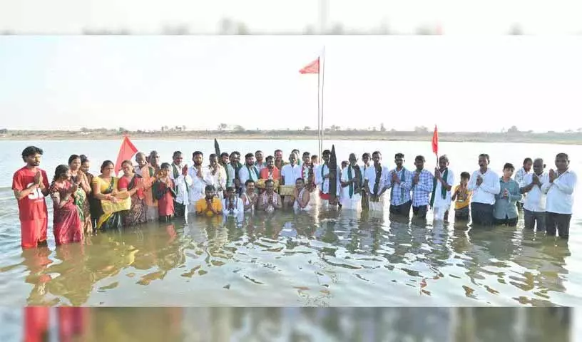 Mancherial में गांधारी जतरा की रंगारंग शुरुआत हुई Mancherial में गांधारी जतरा की रंगारंग शुरुआत हुई
