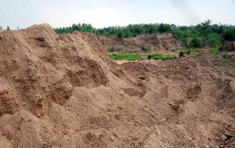 Mohali village में बजरी का अवैध खनन, मामला दर्ज Mohali village में बजरी का अवैध खनन, मामला दर्ज