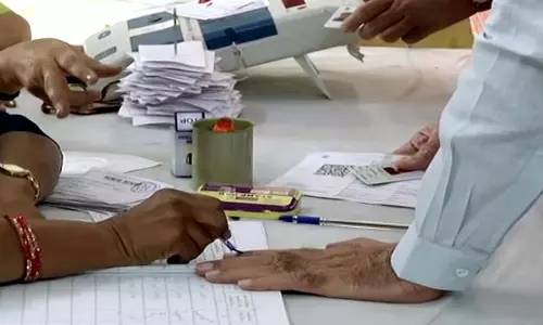 Telangana: तेलंगाना एमएलसी चुनाव में 90 उम्मीदवार मैदान में