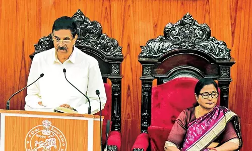 ओडिशा विकास की राह पर अग्रसर है : Governor Kambhampati Haribabu ओडिशा विकास की राह पर अग्रसर है : Governor Kambhampati Haribabu