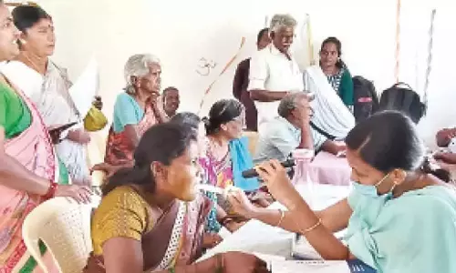 Andhra: एसवीआईएमएस ने निःशुल्क कैंसर जांच का आयोजन किया Andhra: एसवीआईएमएस ने निःशुल्क कैंसर जांच का आयोजन किया