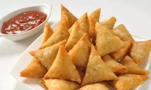 अंडा समोसा रेसिपी अंडा समोसा रेसिपी