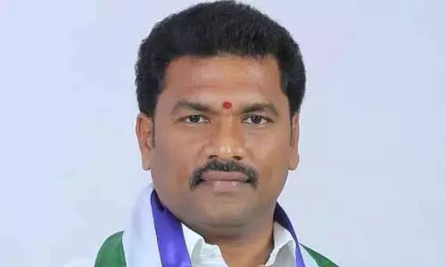 गुंटूर मेयर के खिलाफ NDA का अविश्वास प्रस्ताव संभव गुंटूर मेयर के खिलाफ NDA का अविश्वास प्रस्ताव संभव