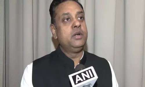 मणिपुर की क्षेत्रीय अखंडता पर कोई समझौता नहीं: राज्य में राष्ट्रपति शासन लागू होने के बाद BJP के संबित पात्रा मणिपुर की क्षेत्रीय अखंडता पर कोई समझौता नहीं: राज्य में राष्ट्रपति शासन लागू होने के बाद BJP के संबित पात्रा
