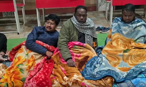 स्ट्रांग रूम के बाहर कांग्रेसियों का पहरा, सामने आया वीडियो