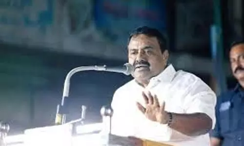 राजकन्नप्पन से खादी एवं ग्रामोद्योग बोर्ड का प्रभार छीना गया