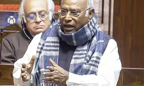 राज्य में राष्ट्रपति शासन लागू होने के बाद खड़गे ने PM Modi पर कटाक्ष किया