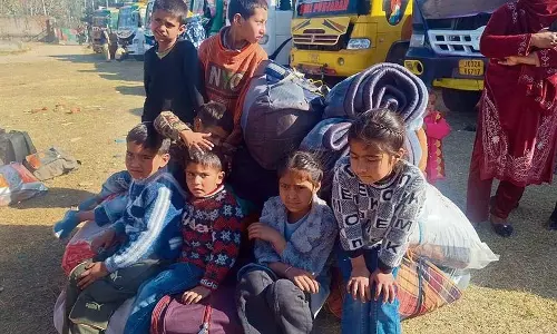 Rajouri में मौतें अब भी रहस्य, क्वारंटीन में रह रहे 60 परिवारों को घर भेजा गया