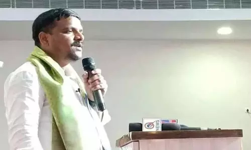 Telangana MLC टीनमार मल्लन्ना दृढ़, कांग्रेस कार्रवाई करने से घबरा रही