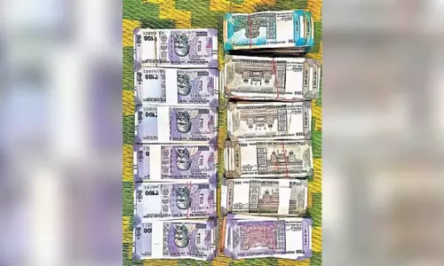 डेटा एंट्री ऑपरेटर के पास तीन इमारतें और 15 प्लॉट: Odisha Vigilance डेटा एंट्री ऑपरेटर के पास तीन इमारतें और 15 प्लॉट: Odisha Vigilance