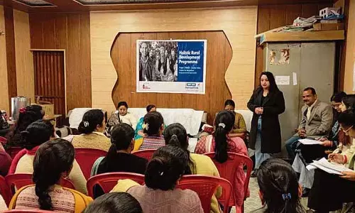 Himachal: आश्रय फाउंडेशन ने राष्ट्रीय महिला दिवस के अवसर पर कार्यक्रम आयोजित किया